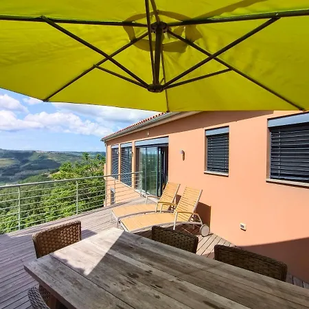 Vila -